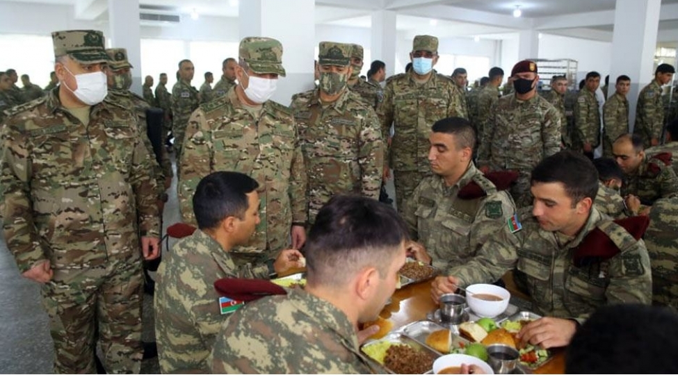 mudafie-naziri-azad-edilmish-erazilerde-yerleshen-bolmelerde-olub