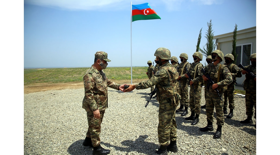 mudafie-naziri-ishgaldan-azad-olunmush-erazilerde-yeni-herbi-hisselerin-achilishi-olub