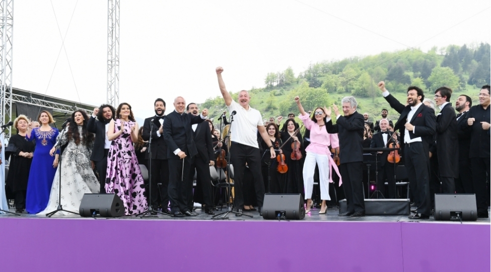 xaribulbul-musiqi-festivali-yaddashlara-nece-hekk-olunub