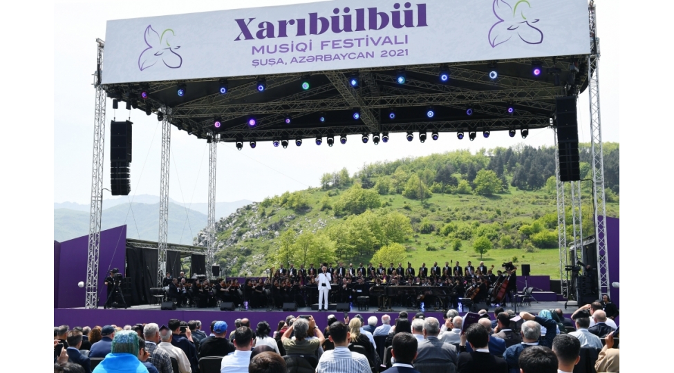 cidir-duzunun-ezemeti-xaribulbulun-ruhu-mugamin-sehri