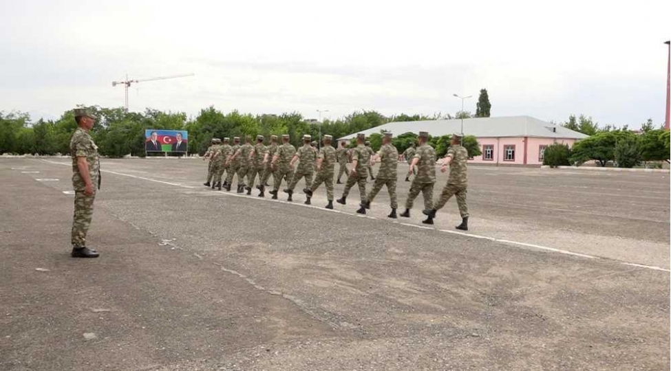 naxchivan-qarnizonu-qoshunlarinda-novbeti-komandir-hazirligi-meshgelesi-kechirilib
