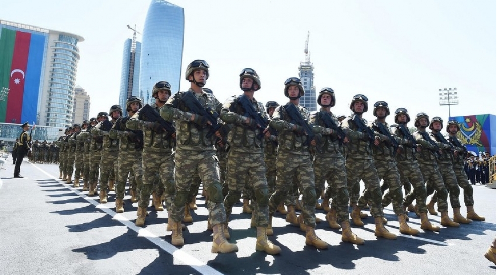 silahli-quvvelerin-qarnizon-ve-qarovul-xidmetleri-nizamnamesine-deyishiklik-edilib