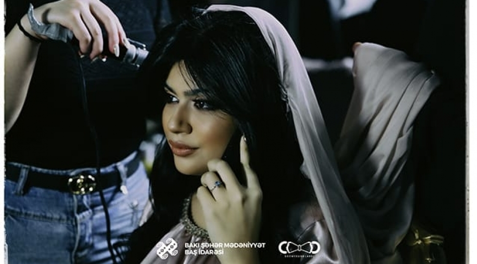 sari-geline-yeni-nefes-foto-video