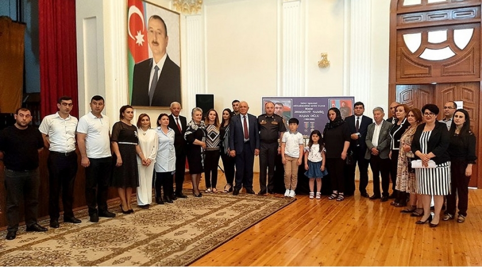 shehid-mayorun-xatiresine-hesr-olunmush-tedbir-kechirilib-foto