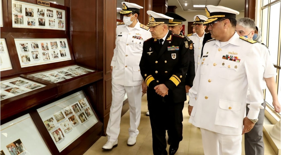 azerbaycan-hdq-komandani-pakistanin-herbi-deniz-akademiyasinda-olub