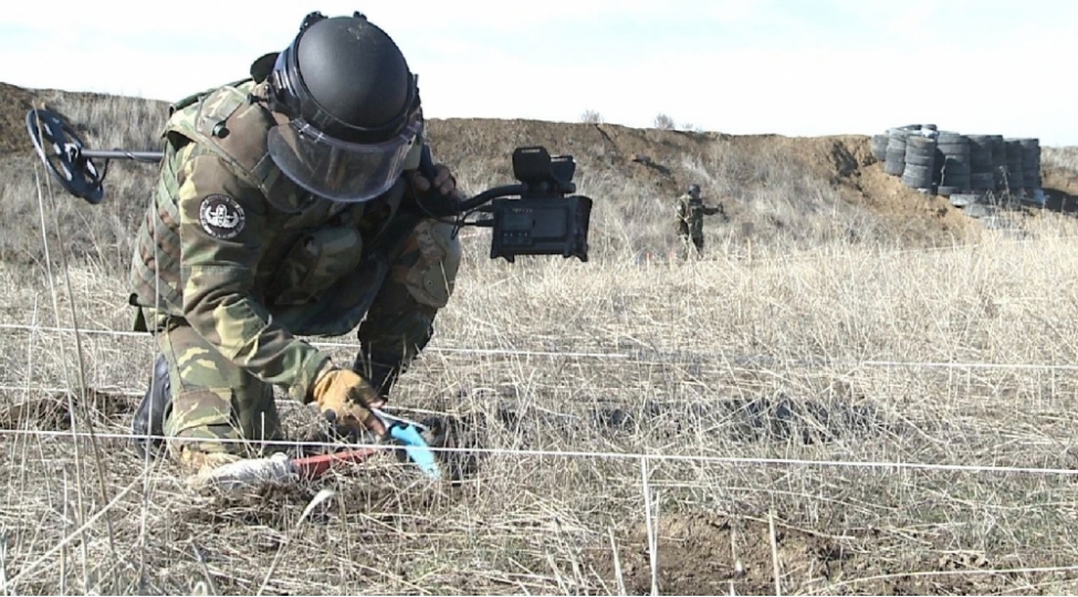 agdamda-3300-hektar-ekin-sahesi-minalardan-temizlenib