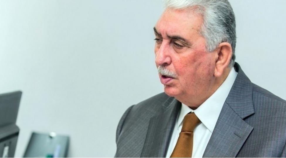 xalq-artisti-arif-babayev-mualice-uchun-tecili-turkiyeye-aparilib