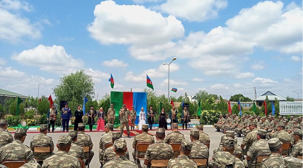 raket-ve-artilleriya-qoshunlarinin-herbi-hissesinde-tedbir-kechirilib