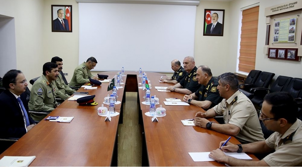 herbi-emekdashliq-meseleleri-muzakire-olunub-2