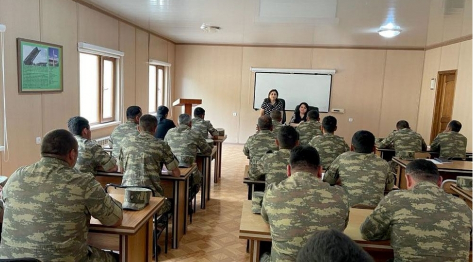 herbi-hisselerde-gender-beraberliyine-dair-seminarlar-kechirilib