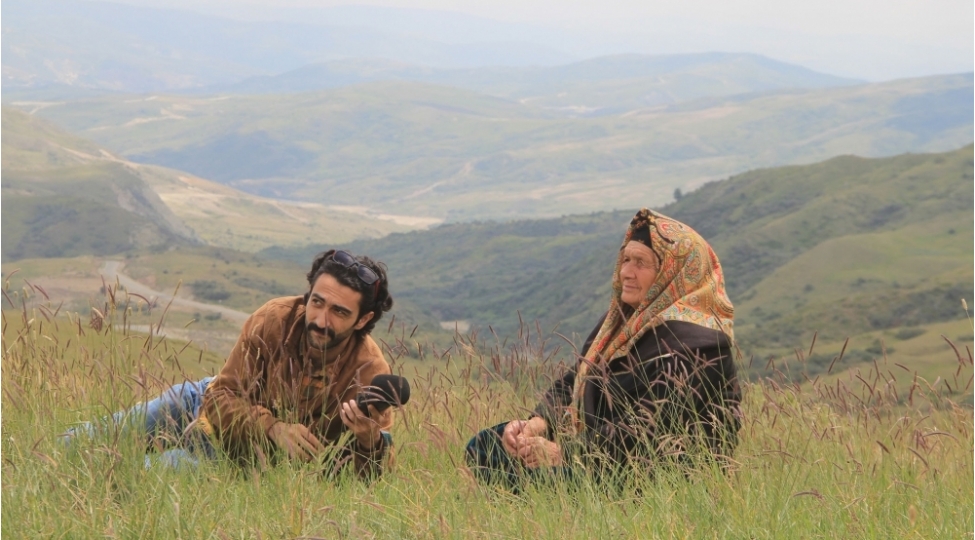 terekeme-qadin-senedli-filminin-chekilishleri-davam-edir