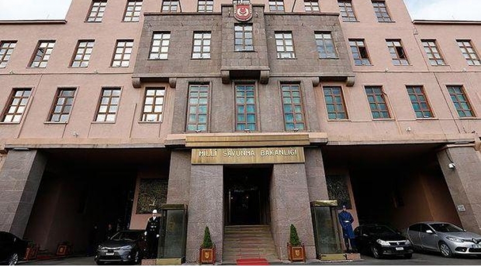 turkiye-mudafie-nazirliyi-azerbaycan-herbchilerini-tebrik-edib