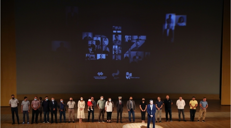 veten-muharibesine-hesr-olunan-biz-tarixi-senedli-filminin-teqdimati-olub