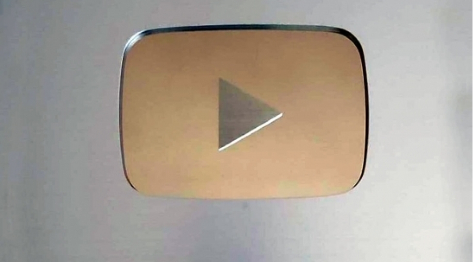 nazirliyin-youtube-kanali-gumush-mukafata-layiq-gorulub