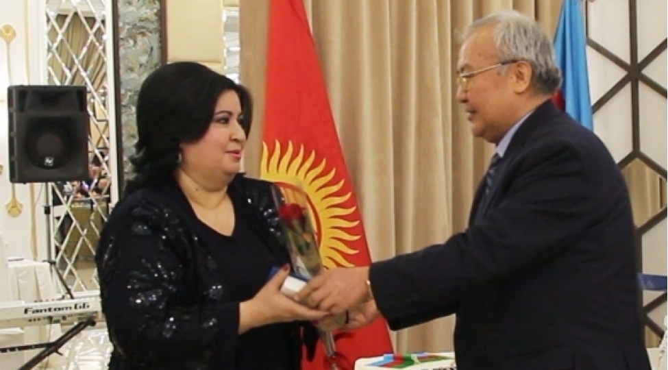 soydashlarimiz-qirgizistan-hokumetinin-mukafatina-layiq-gorulubler