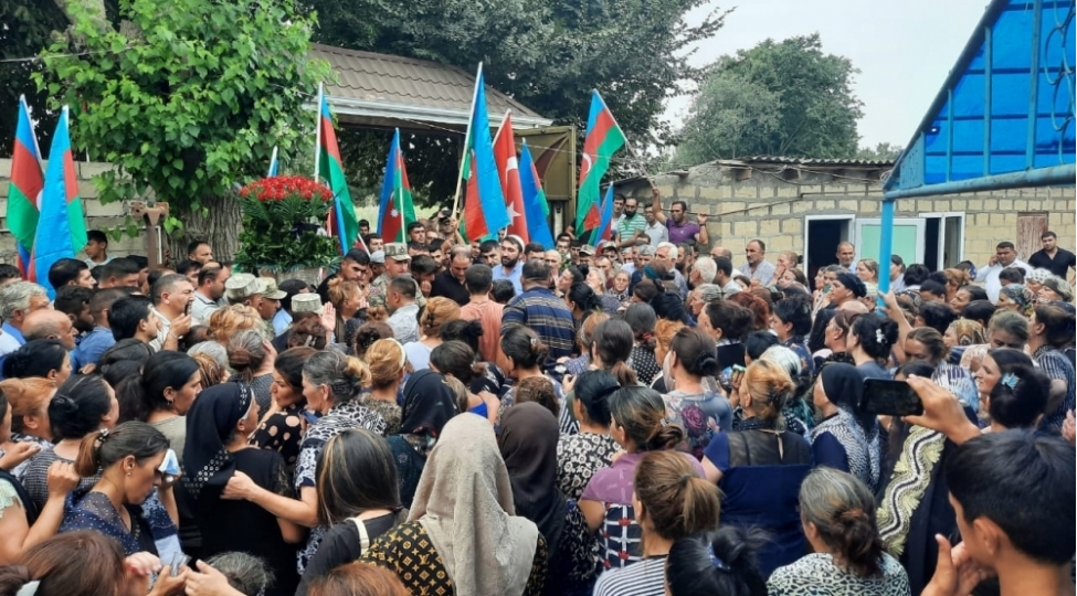 shehidimiz-beyleqanda-son-menzile-yola-salinib