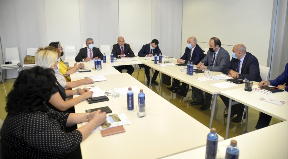 medeniyyet-nazirliyi-yaninda-ictimai-shuranin-ilk-iclasi-kechirilib