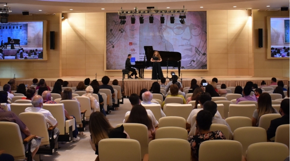 qebele-festivalinda-baki-musiqi-akademiyasinin-telebeleri-novbeti-konsert-proqramini-teqdim-edibler