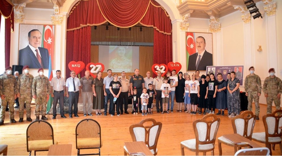 shehidlerin-xatiresi-yad-edilib-video