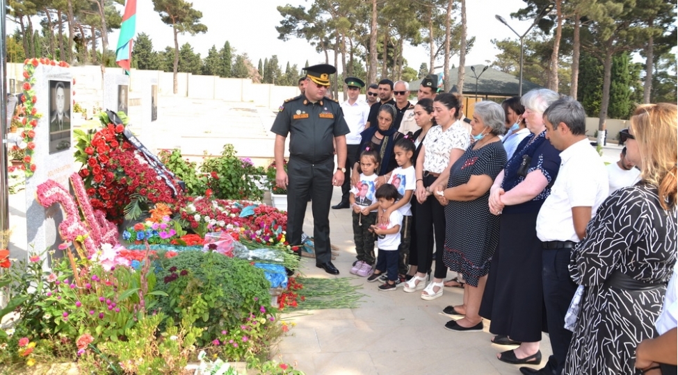 shehidin-anim-merasimi-kechirilib-fotovideo