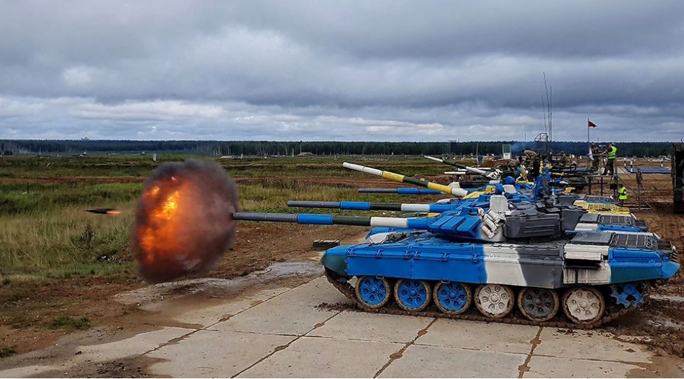 tankchilarimiz-tank-biatlonu-musabiqesine-hazirliqlarini-davam-etdirir-foto