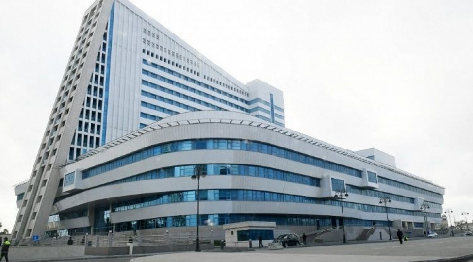 yeni-klinikada-vaksin-vurdurmaq-uchun-canli-novbe-legv-olundu-randevusuz-getmeyin