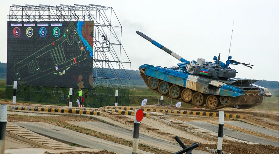 tankchilarimiz-tank-biatlonu-musabiqesinde-yarimfinal-merhelesine-vesiqe-qazaniblar