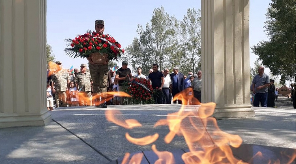 dashkesen-shehidler-xiyabaninda-veten-bashin-sag-olsun-adli-vetenperverlik-tedbiri-kechirilib-foto