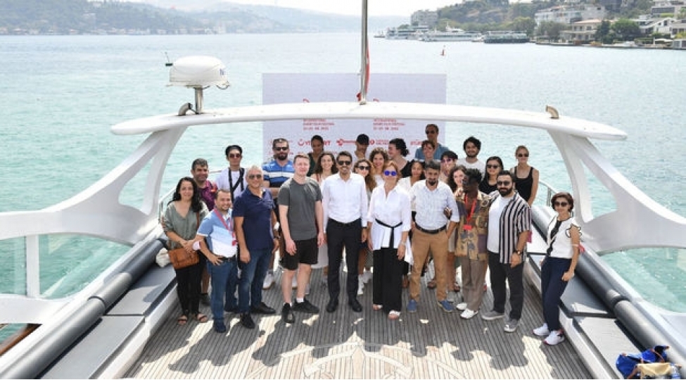 shushaya-qayidishdan-behs-eden-28-qisametrajli-filmi-beynelxalq-festivalin-finalina-vesiqe-qazanib-foto