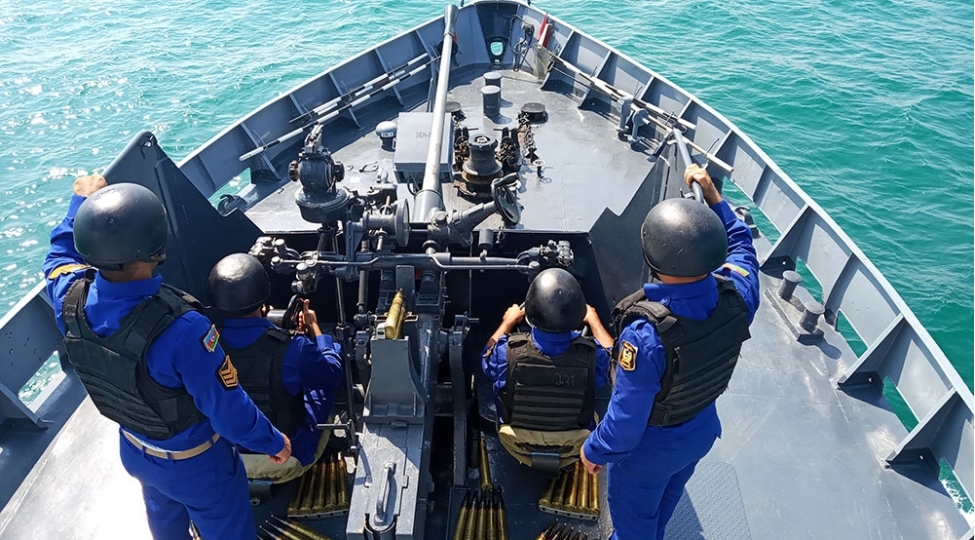 deniz-kuboku-musabiqesinde-hava-hedeflerine-artilleriya-atishlari-yerine-yetirilib-video