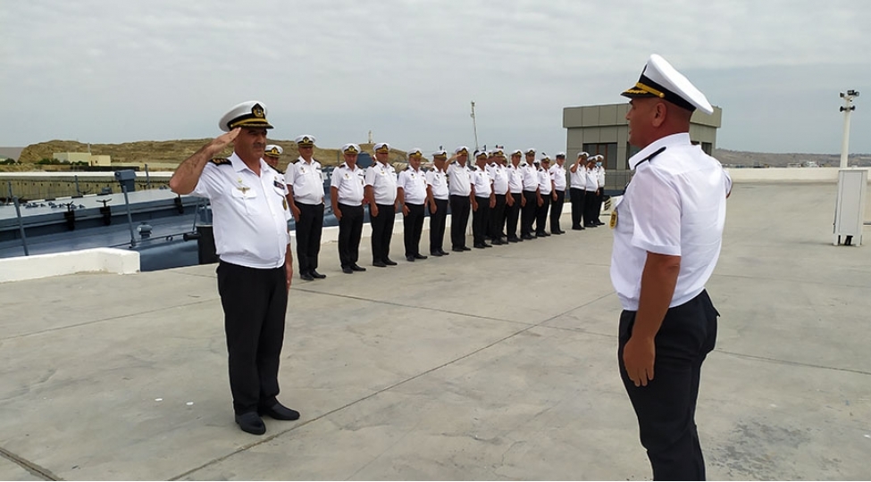 deniz-kuboku-musabiqesinde-ishtirak-eden-herbi-denizchilerimiz-bakiya-qayidib-video