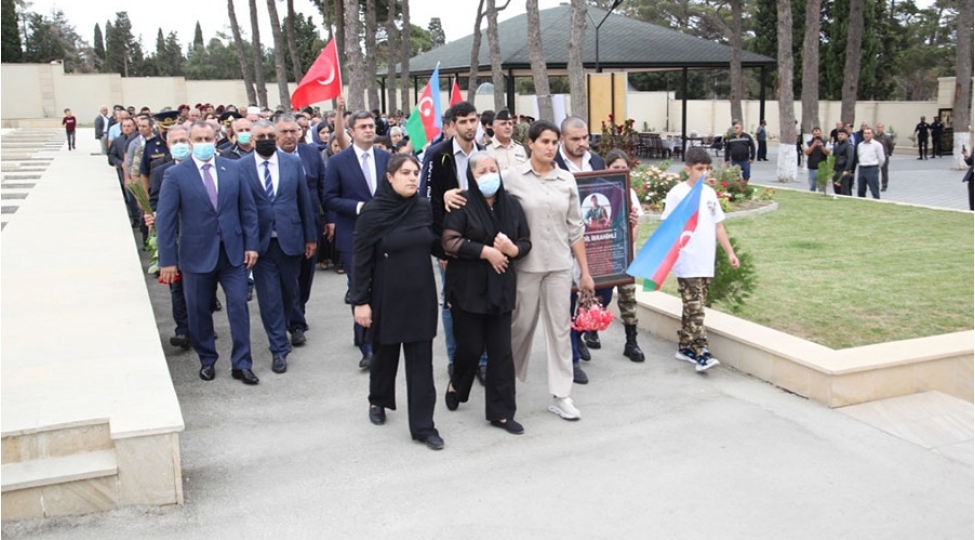 veten-muharibesi-shehidlerinin-xatiresi-yad-edilib-2