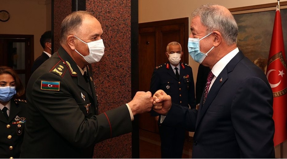 kerim-veliyev-turkiyenin-herbi-rehberliyi-ile-gorushub-foto