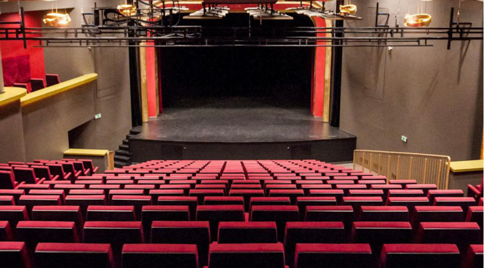 medeniyyet-nazirliyi-teatr-ve-kinoteatrlarin-achilmasi-ile-bagli-meseleye-aydinliq-getirib