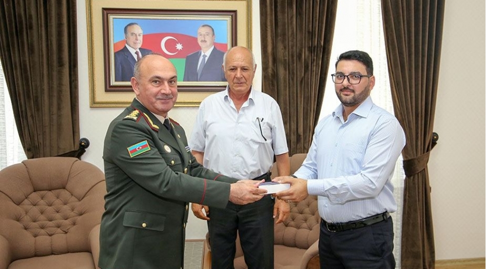 elman-abbasov-shucaete-gore-medali-ile-olumunden-sonra-teltif-edilib