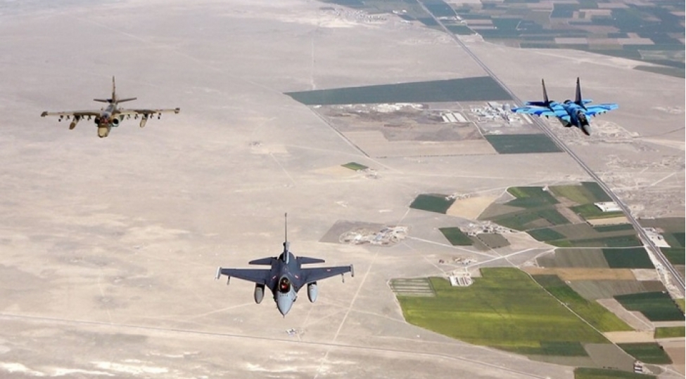 azerbaycan-ve-turkiye-teyyareleri-doyush-uchushlari-heyata-kechirib-video