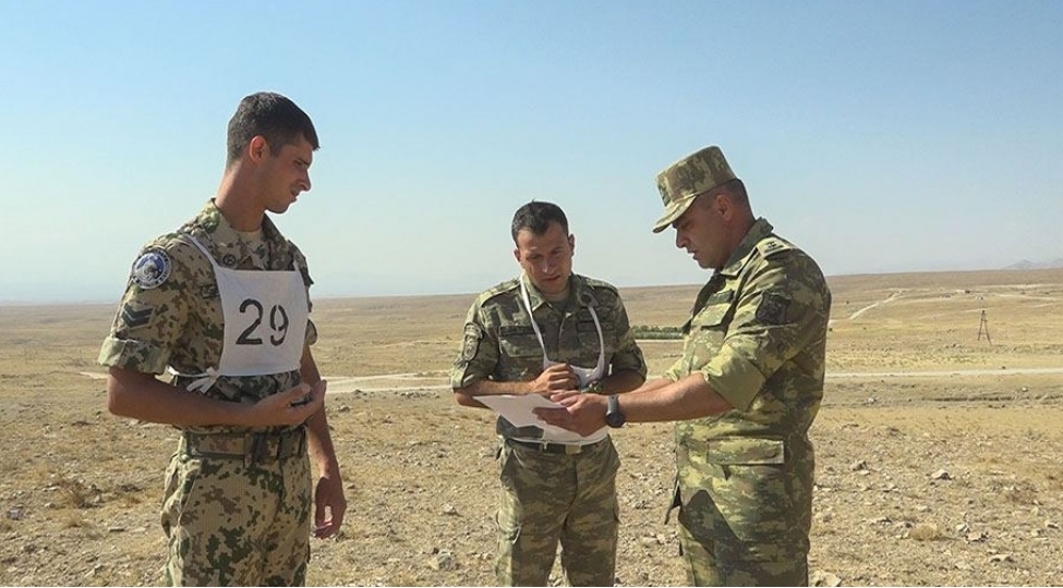 herbi-qulluqchular-arasinda-semti-mueyyenetme-birinciliyi-kechirilib-foto