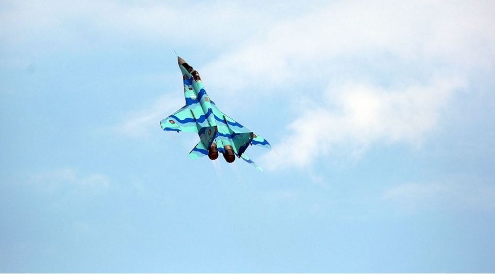 herbi-teyyarechilerimiz-texnofest-2021-festivalinda-novbeti-uchushu-numayish-etdiribler