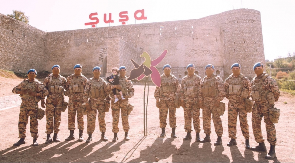 anim-gunu-munasibetile-shushada-herbi-parad-kechirilib