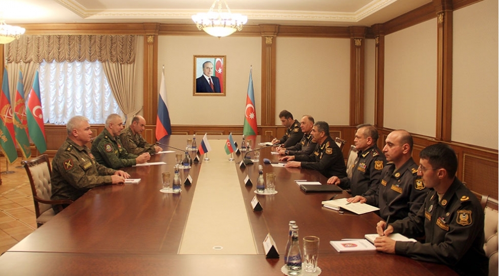 mudafie-naziri-rusiya-sulhmeramlilarinin-yeni-komandani-ile-gorushdu