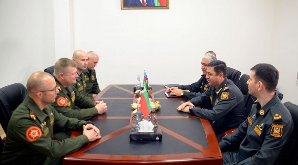 azerbaycan-ve-belarusun-herbi-heyetlerinin-gorushu-olub