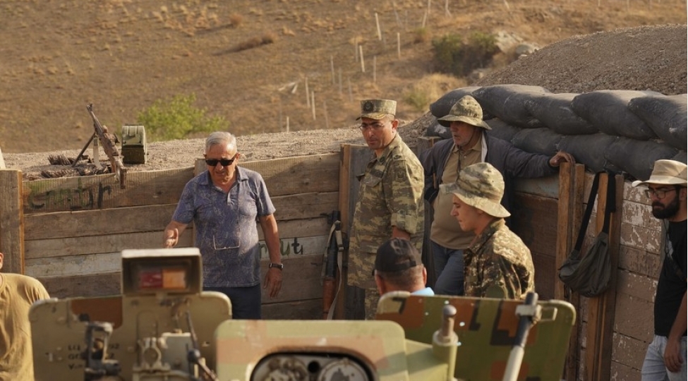 feryad-2-filminin-chekilishleri-basha-chatib-adi-deyishdirilib