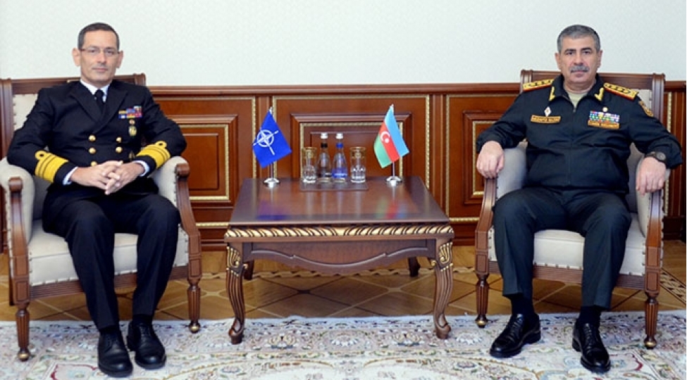 zakir-hesenov-nato-numayendesi-ile-gorushub