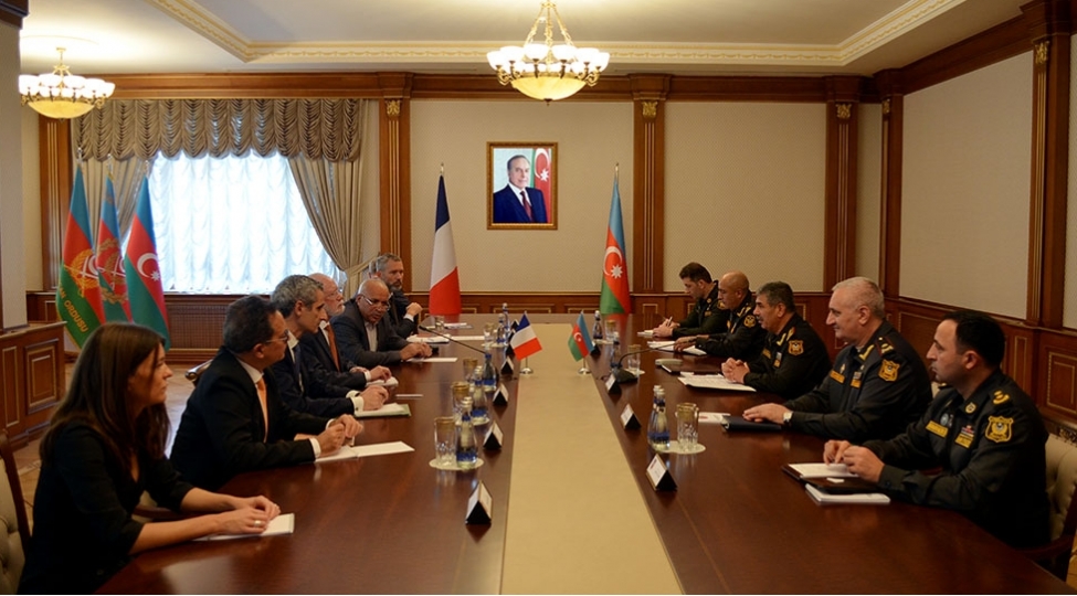 mudafie-naziri-fransa-numayende-heyeti-ile-gorushub