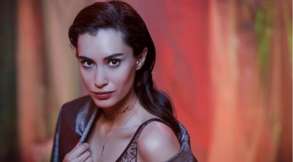 hande-onunla-teref-muqabili-oldu