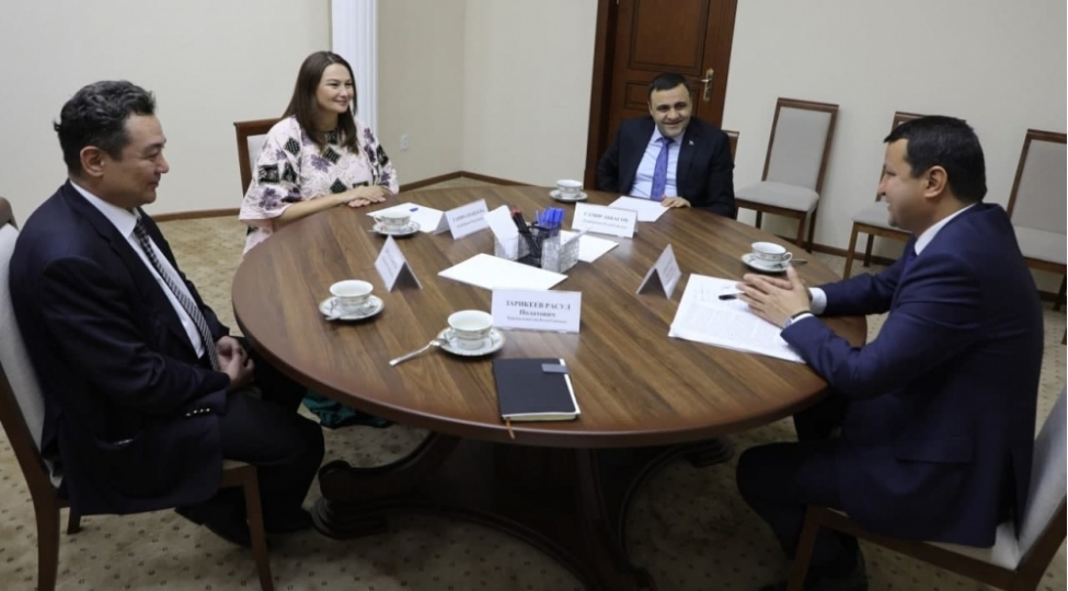 azerbaycanla-qaraqalpaq-respublikasi-arasinda-medeni-elaqelerin-inkishafi-meseleleri-muzakire-olunub