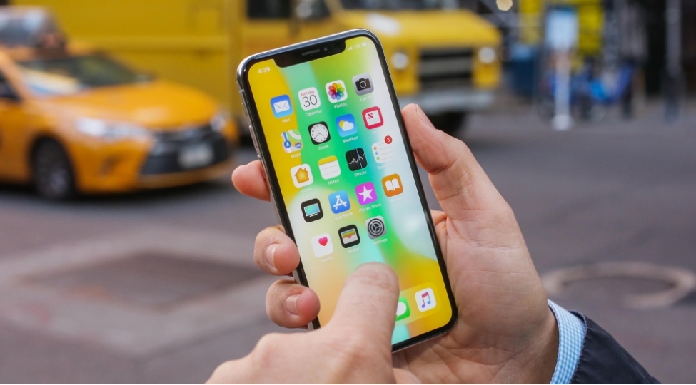 bu-proqramlari-iphonedan-silseniz-meslehetdir