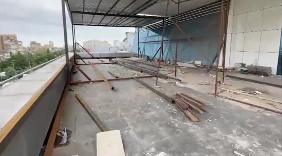 bakida-daha-bir-qanunsuz-tikintinin-qarshisi-alinib-video