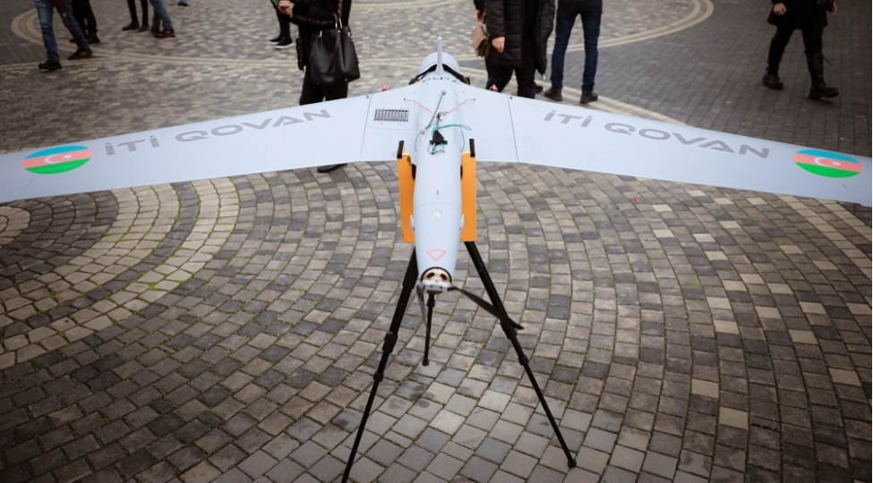 zefer-yarmarkasinda-herbi-texnika-numayish-olunur-foto