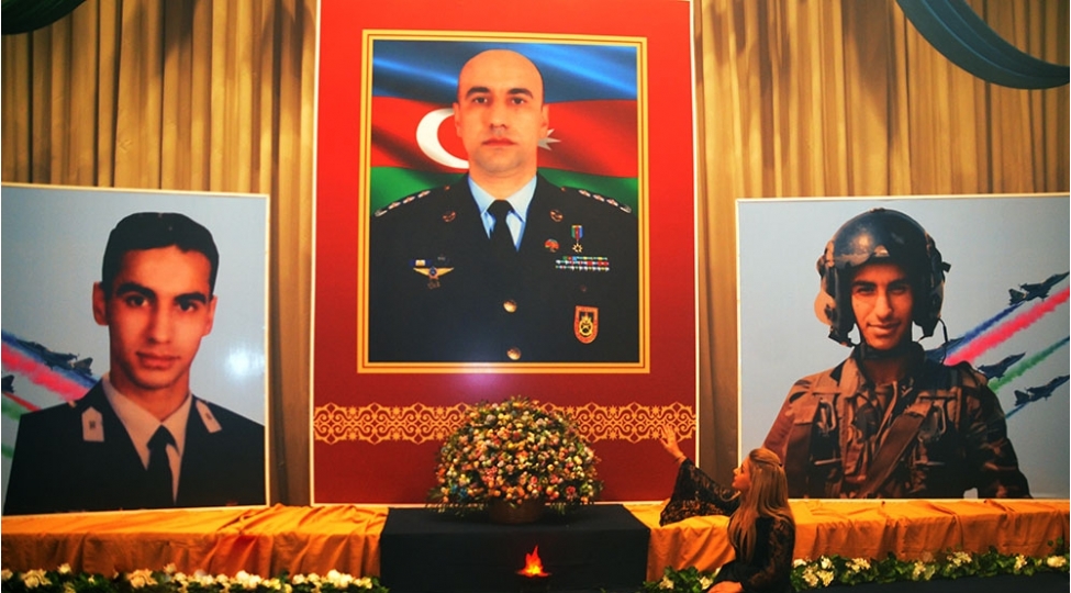 shehid-pilotun-anim-merasiminde-zefer-negmeleri-seslenib-fotovideo